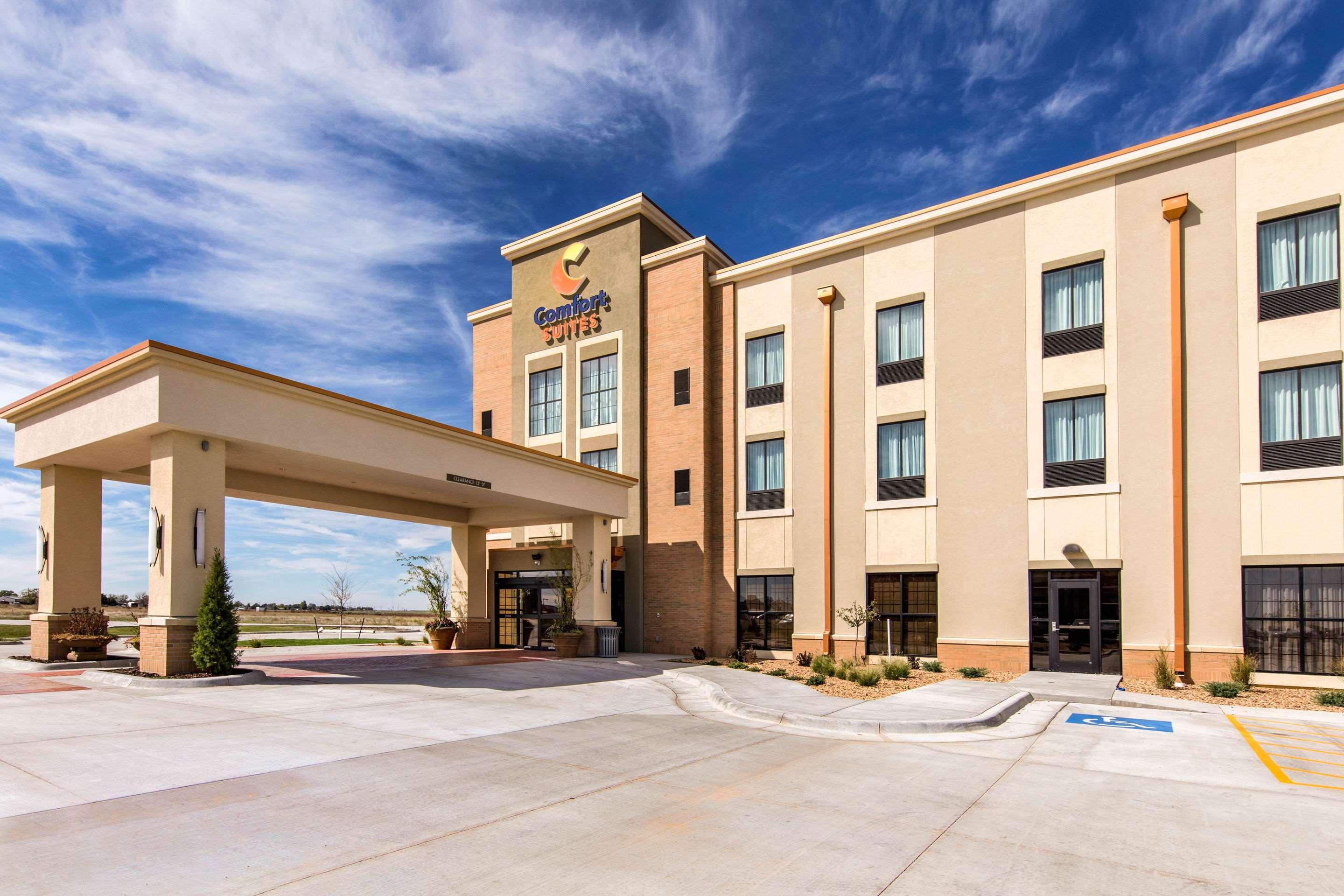 Comfort Suites Liberal Exterior foto