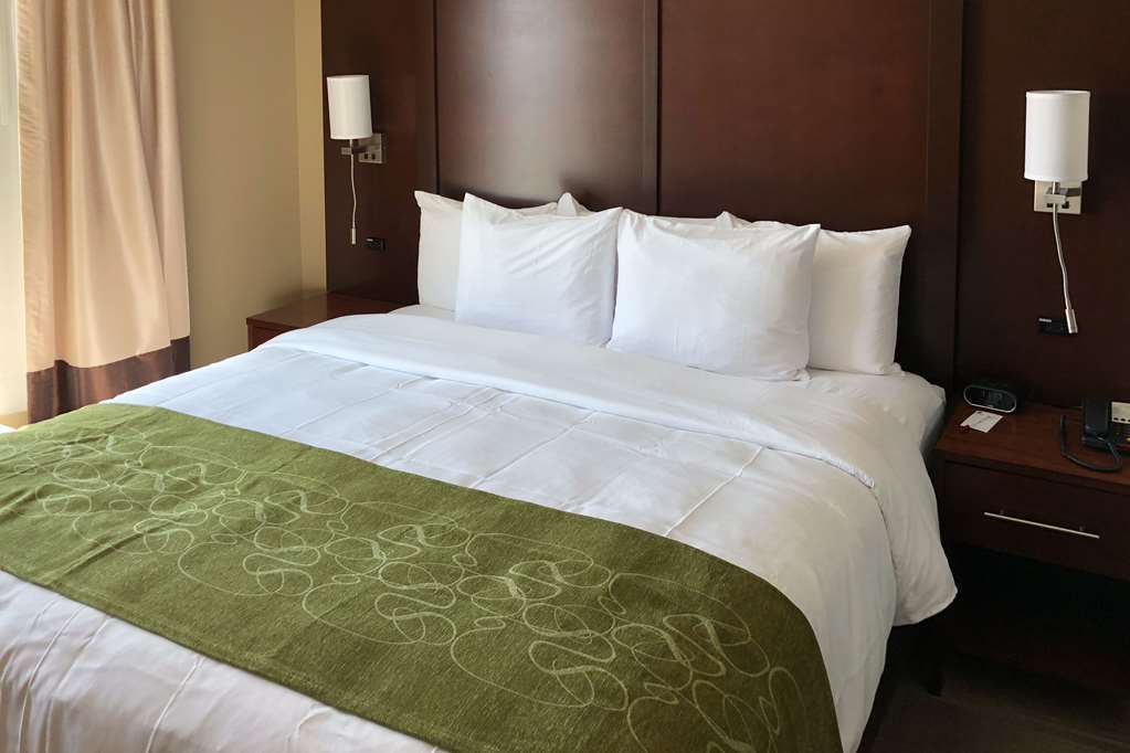 Comfort Suites Liberal Habitación foto